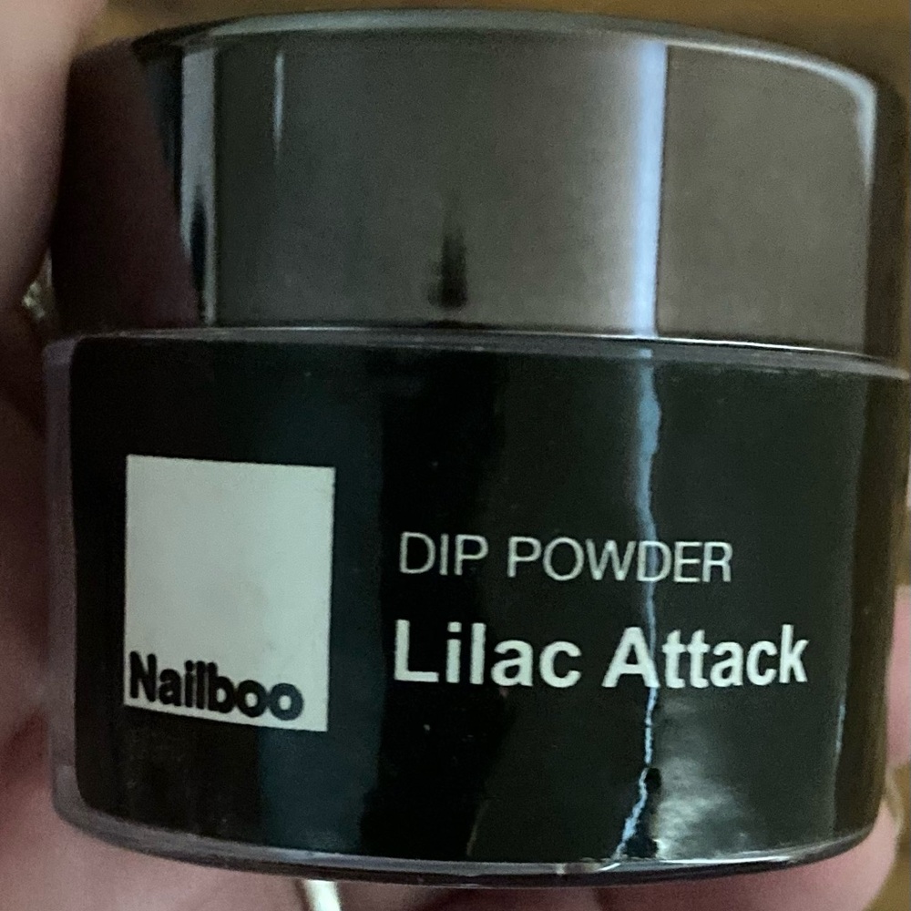 Nail Boo dip powder “Lilac Attack “
